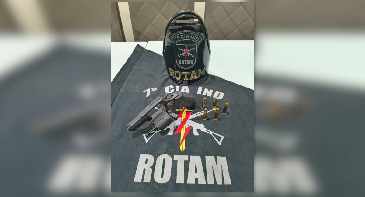 Revólver calibre .357 carregado e apreendido pela PM, após suspeito ser preso com arma em Arapongas.