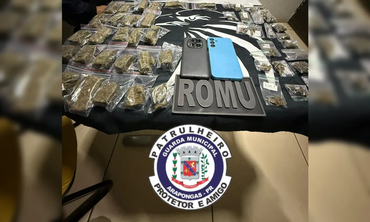 Viatura da ROMU em patrulhamento contra o tráfico em Arapongas no bairro Jardim Panorama.