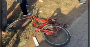 Acidente com ciclista em Arapongas na BR-369 deixou homem ferido após colisão com carro próximo à saída da cidade.