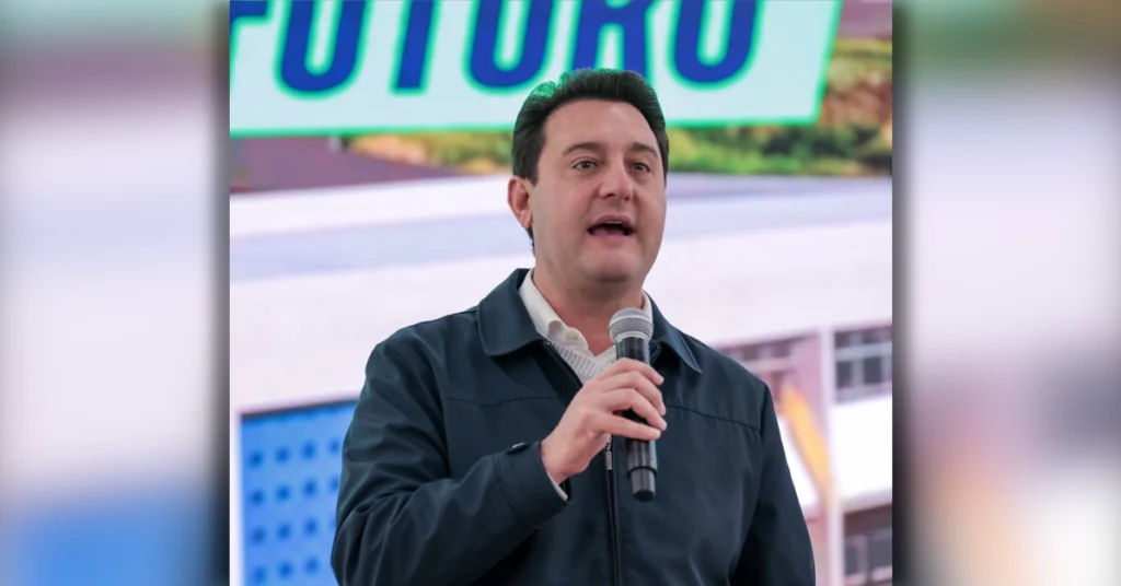 Ratinho Junior assina programa que prevê novas escolas para Arapongas e municípios da região