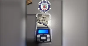 Guarda Municipal realiza prisão por tráfico de drogas em Arapongas após abordagem de motociclista