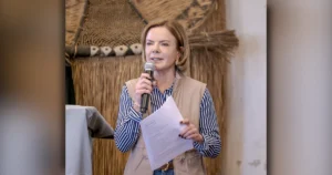 Gleisi Hoffmann comenta aprovação da MP do Frete.