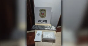 Operação contra o tráfico em Arapongas realizada pela Polícia Civil e Guarda Municipal no bairro Columbia.
