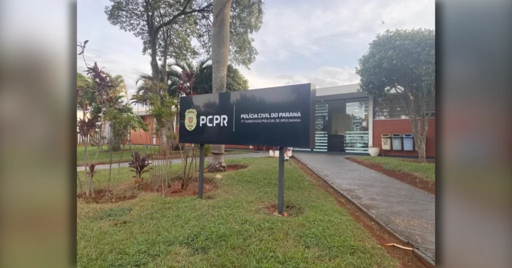 Policiais civis da 17ª SDP durante cumprimento de mandado de prisão em Apucarana